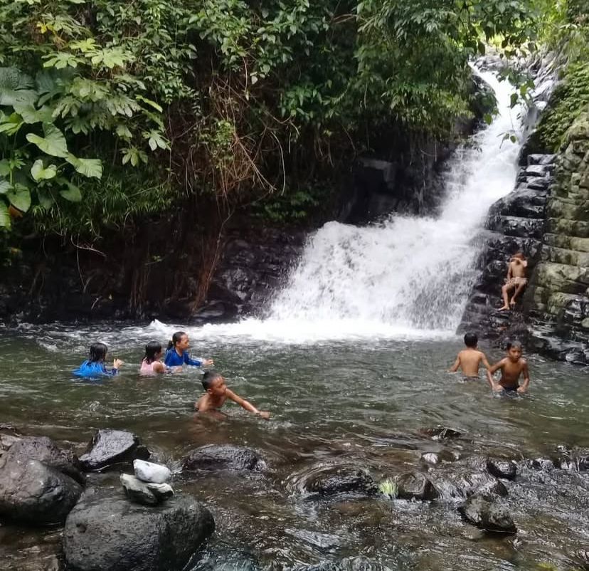 Wisata Air Terjun
